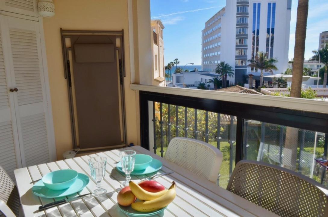 Carihuela Un Dormitorio Junto Al Mar Leilighet Torremolinos Eksteriør bilde