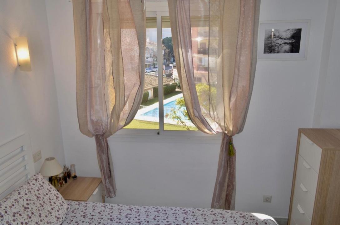 Carihuela Un Dormitorio Junto Al Mar Leilighet Torremolinos Eksteriør bilde