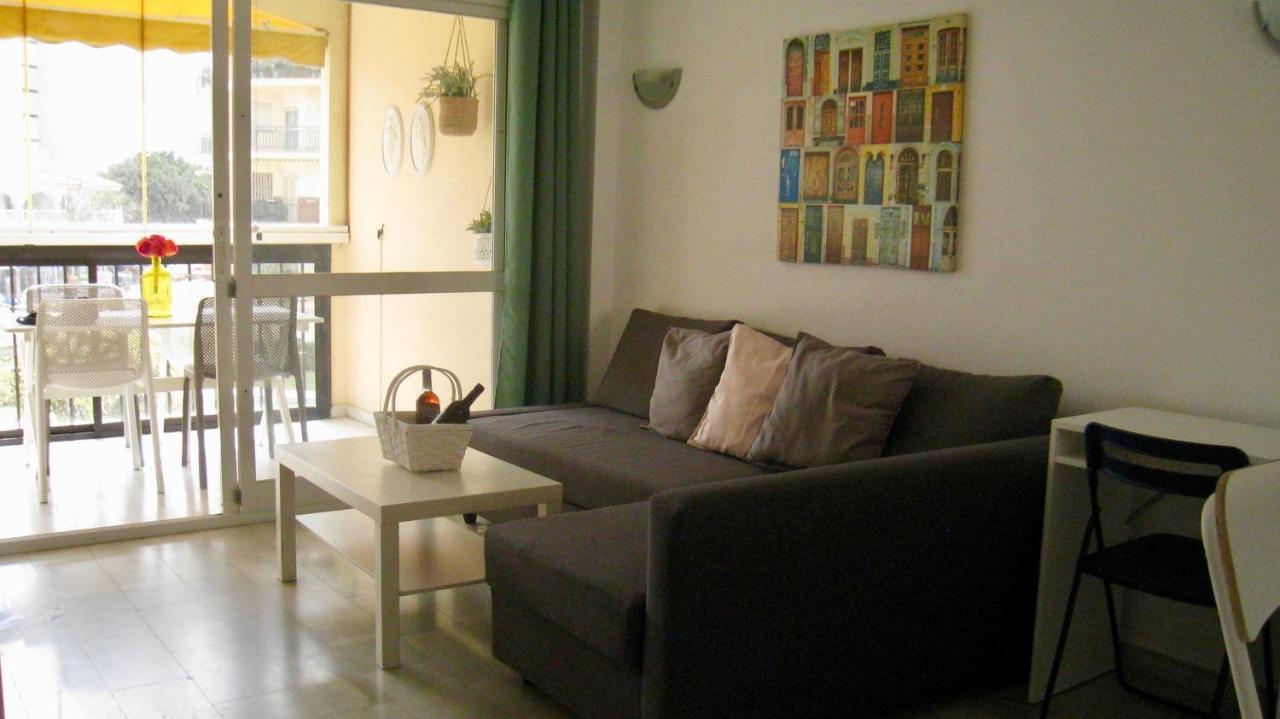 Carihuela Un Dormitorio Junto Al Mar Leilighet Torremolinos Eksteriør bilde